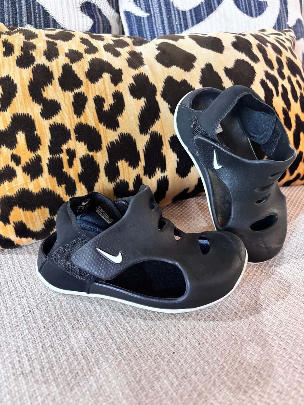 Nike Sunray Protect 3 Size 8C Black Sandals